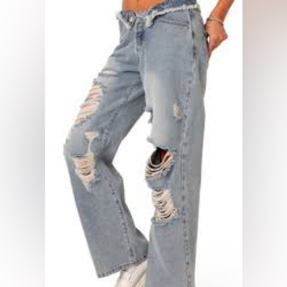 Edikted distressed jeans size medium excellent condition